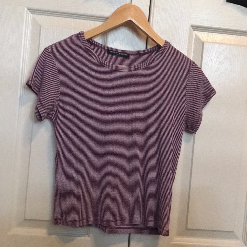 Brand Melville Cropped T-shirt